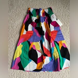 Colorful high waisted mid length skirt